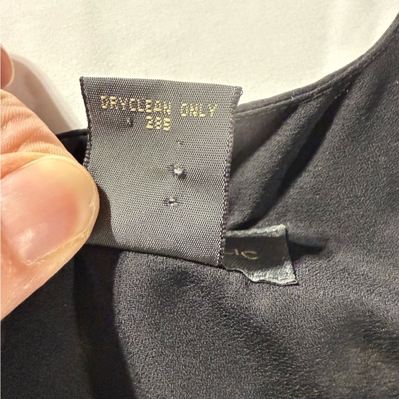 Banana Republic Women’s Shift Dress‎ Size 8 Y2K Dark Romantic Floral Silk Mini - Picture 13 of 13